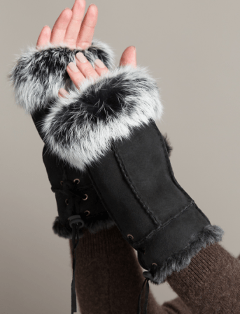 Fur lined fingerless gloves