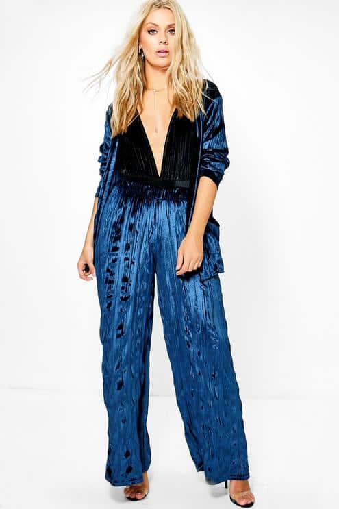 Blue, wide-legged velvet pants