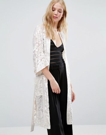 spring fashion 2017 must-haves, long floral kimono jacket