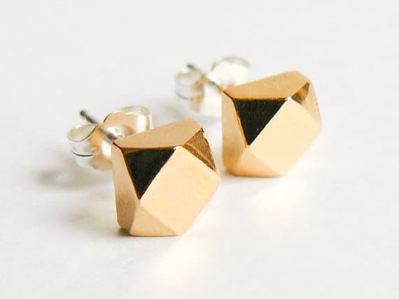 gold stud earrings