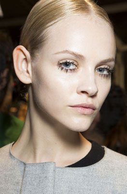 Doll-Like Lashes